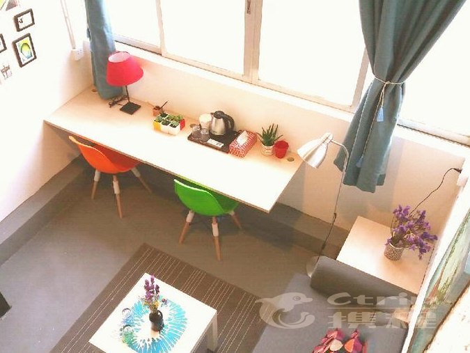 hotelPic