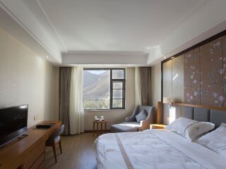 西藏跟團(tuán)還是自由行_西藏特價(jià)旅游團(tuán)報(bào)價(jià)_西藏旅游多少錢