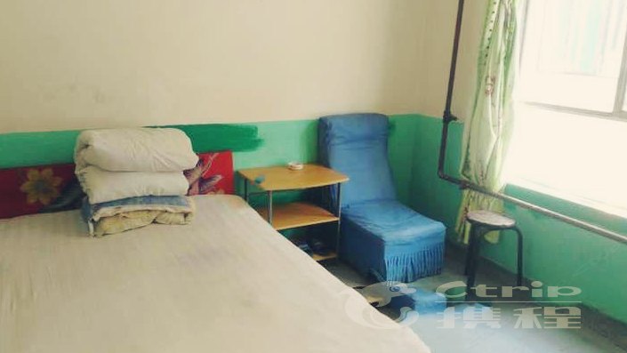 hotelPic