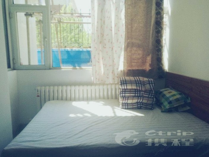 hotelPic