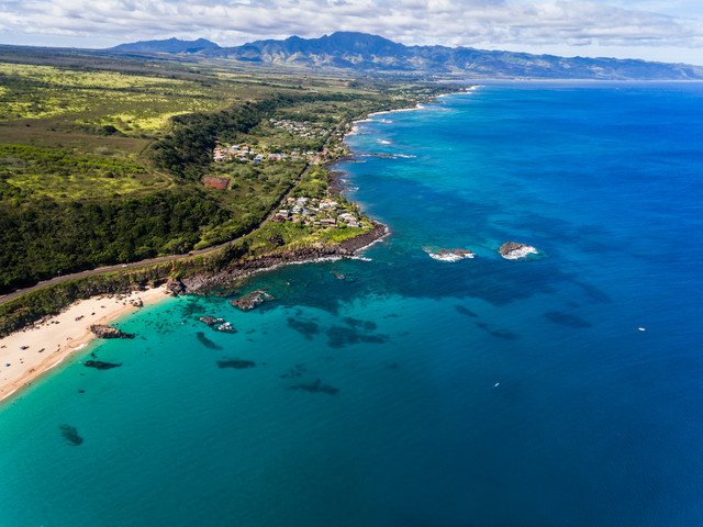 of waimea bay in the summer on the north shore of oahu hawaii