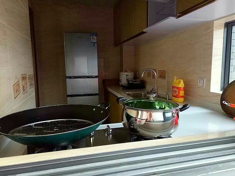 特惠精装五房9床温泉别墅