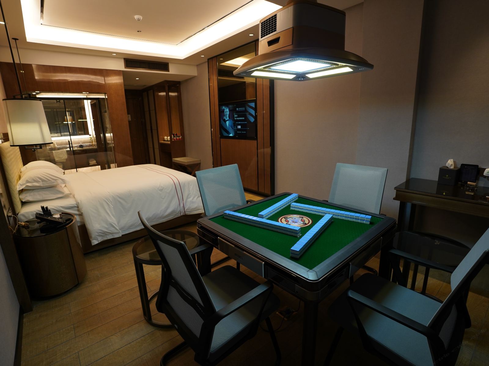 棋牌大床房
