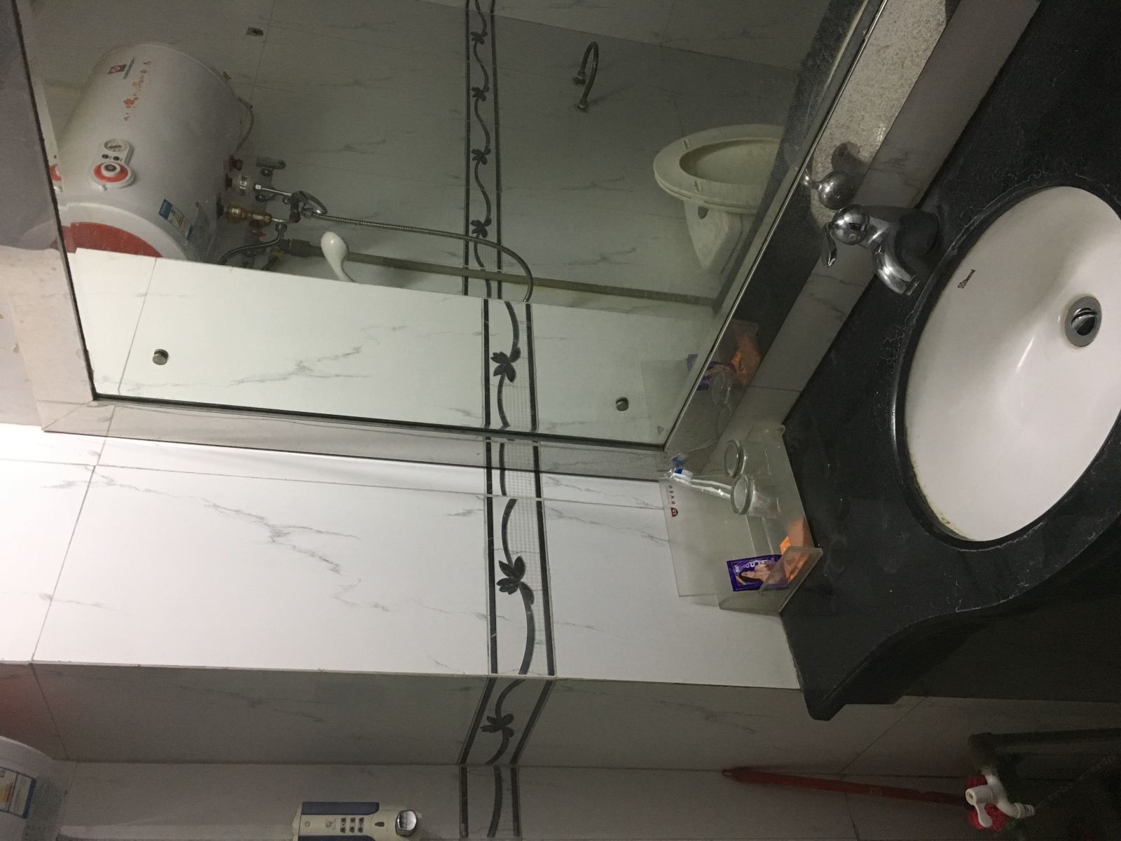 豪华电脑单人房