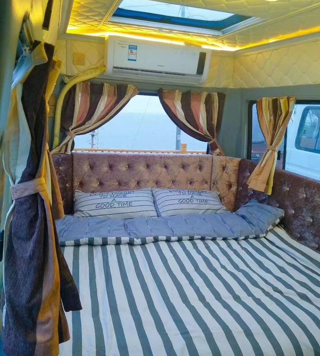 长城中天房车(公共浴室)