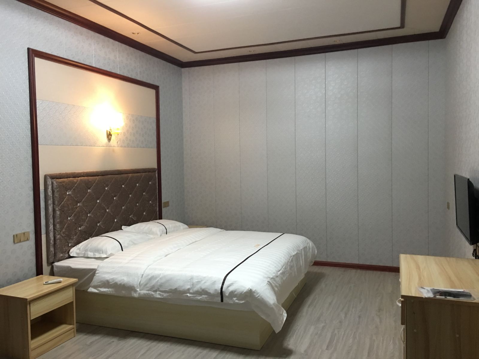 豪华大床房
