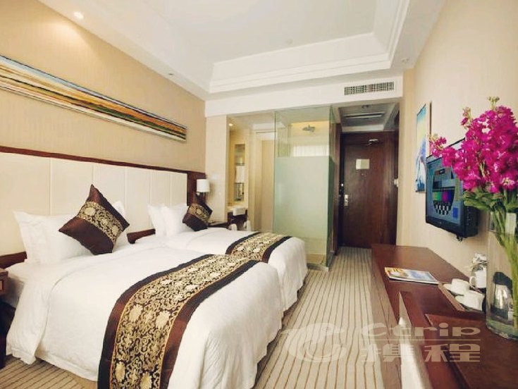 hotelPic