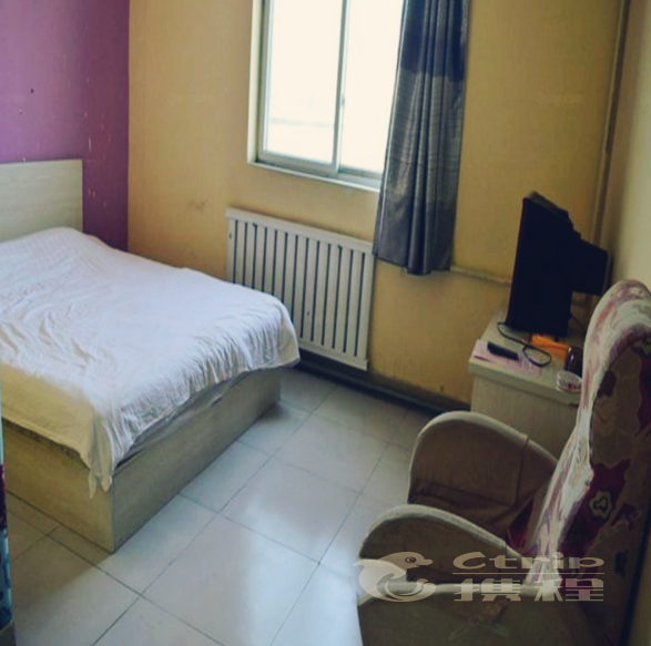 hotelPic