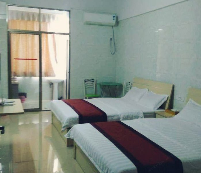 hotelPic