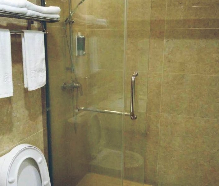 hotelPic