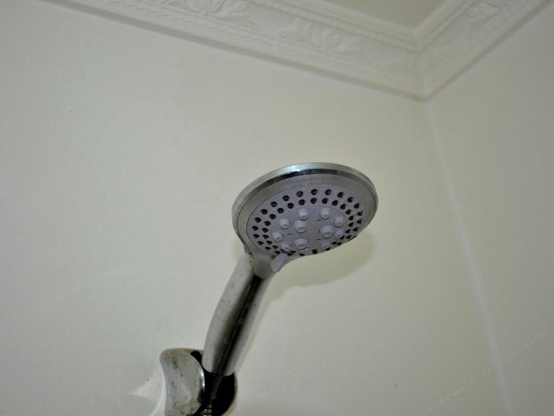 hotelPic