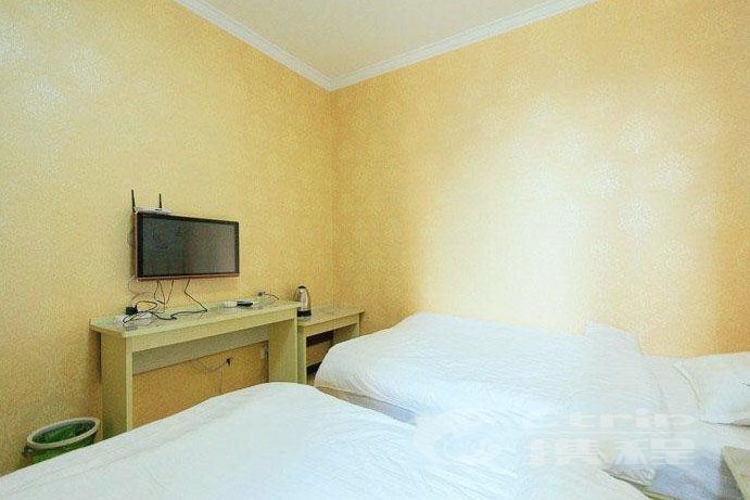 hotelPic