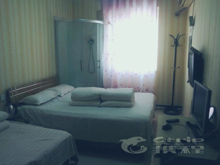 hotelPic