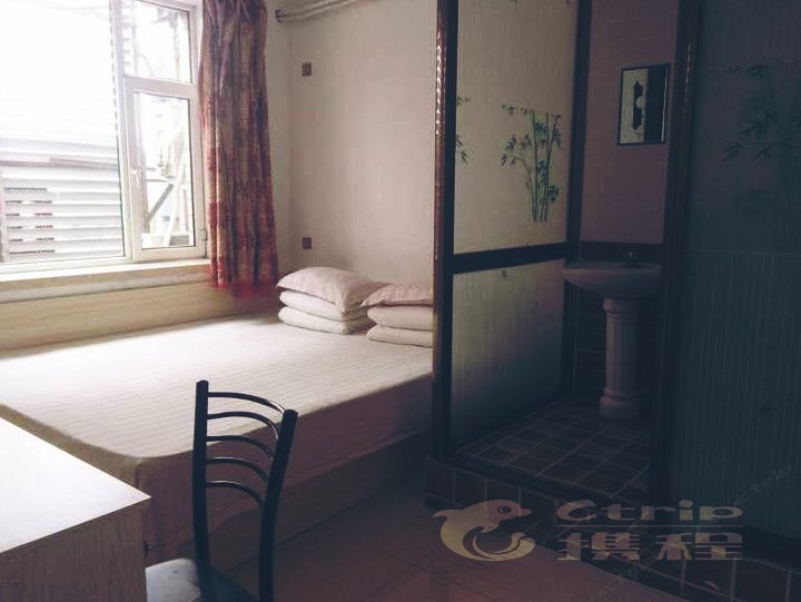 hotelPic