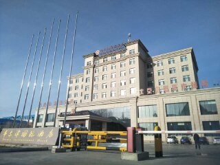 春节新疆游价格_新疆9日游跟团费用_新疆双人旅游价格
