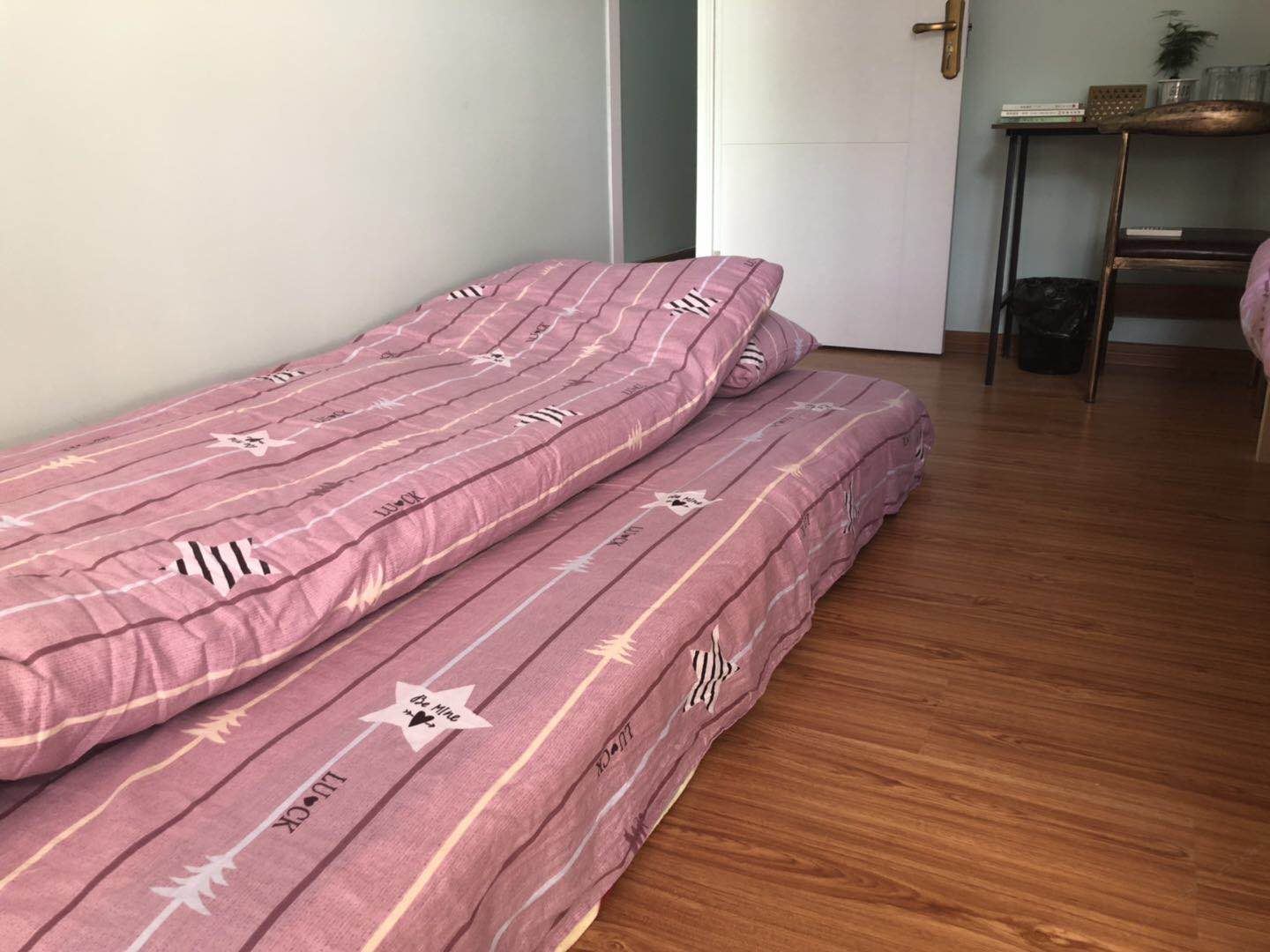 榻榻米房(床位房)(公共卫浴)