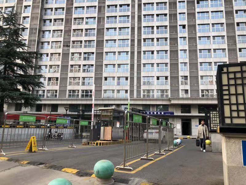 蝌蚪轻居公寓(济南卓越时代广场燕山立交店)