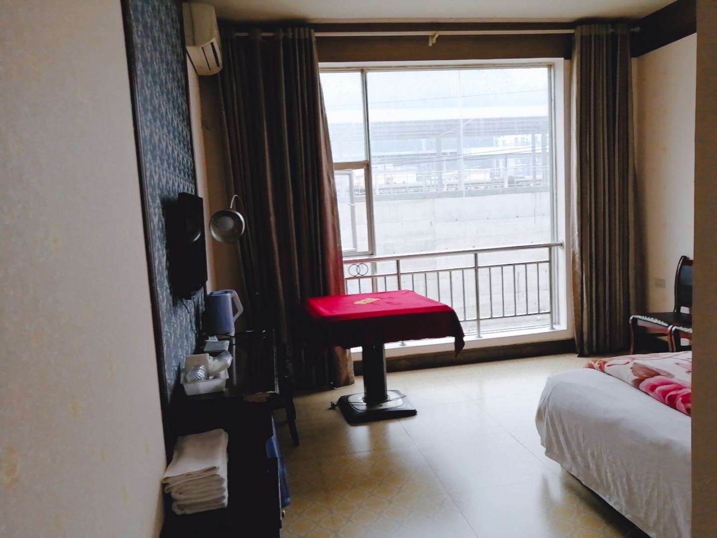 特惠麻将间