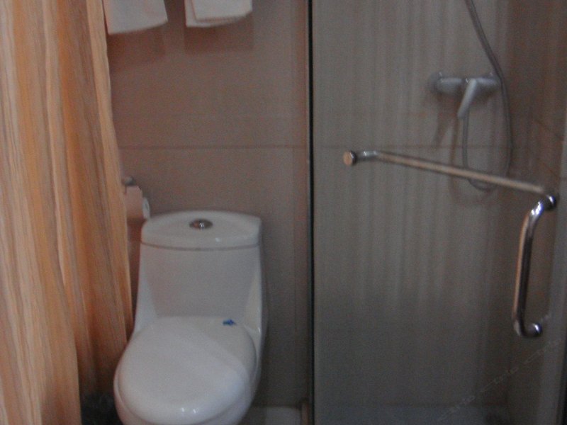 hotelPic