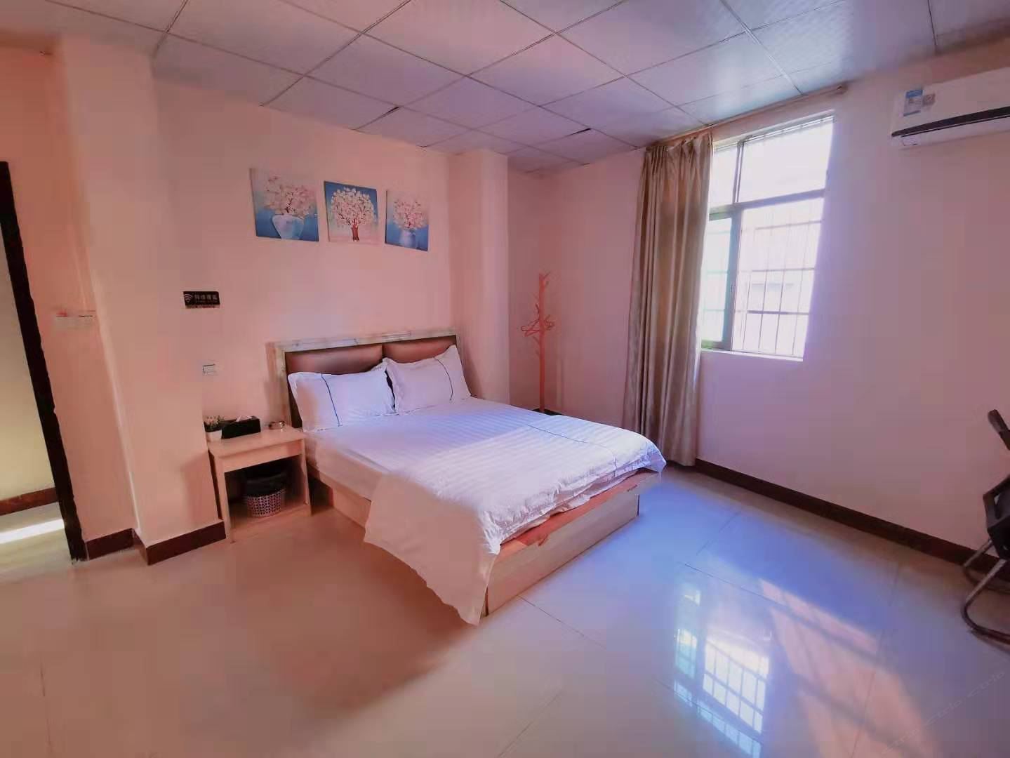 商务大床房