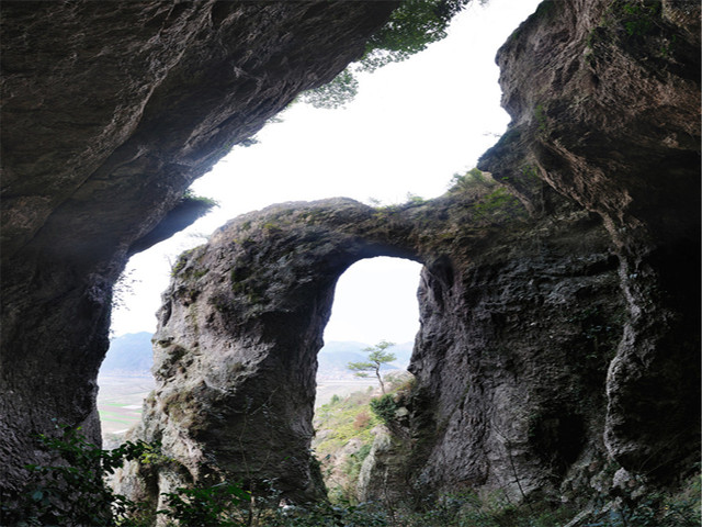  天台山3日游>蛇蟠岛,寒岩,室外桃源后岸村,九遮山,自选龙穿峡,观台州