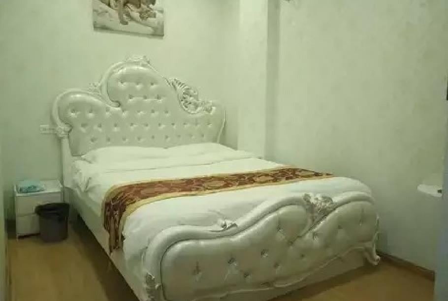 标准大床房