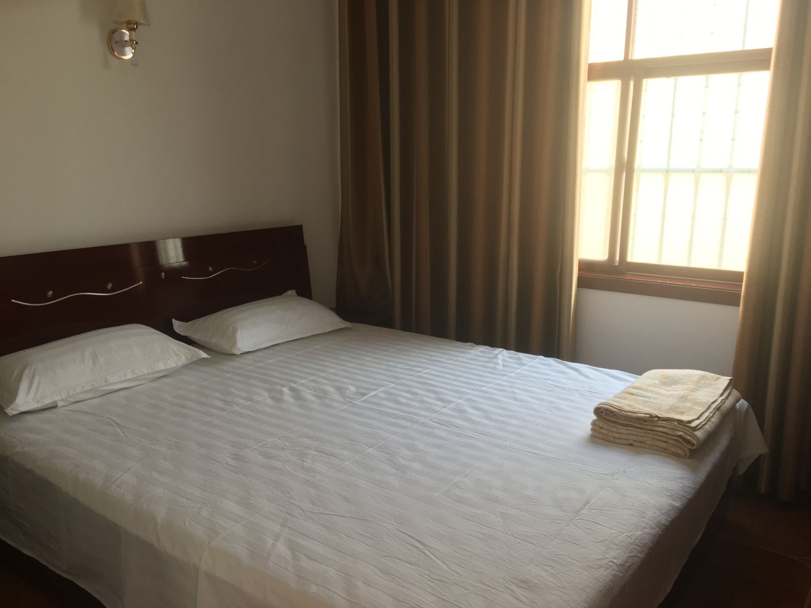标准大床间