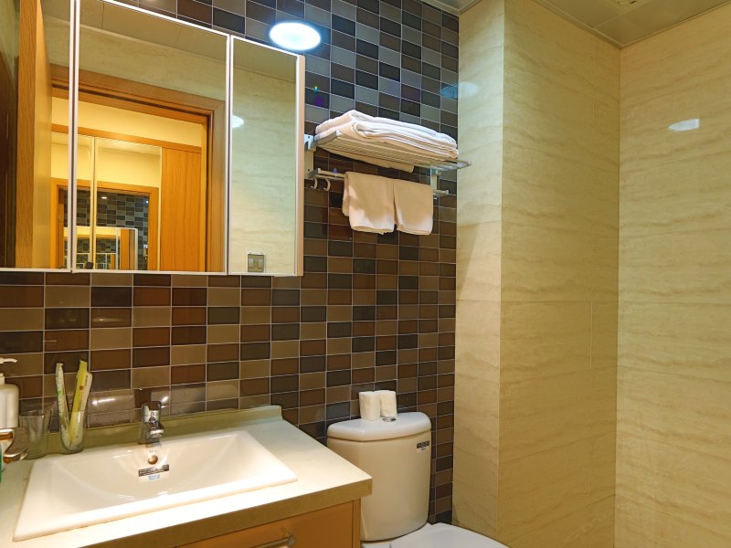 hotelPic