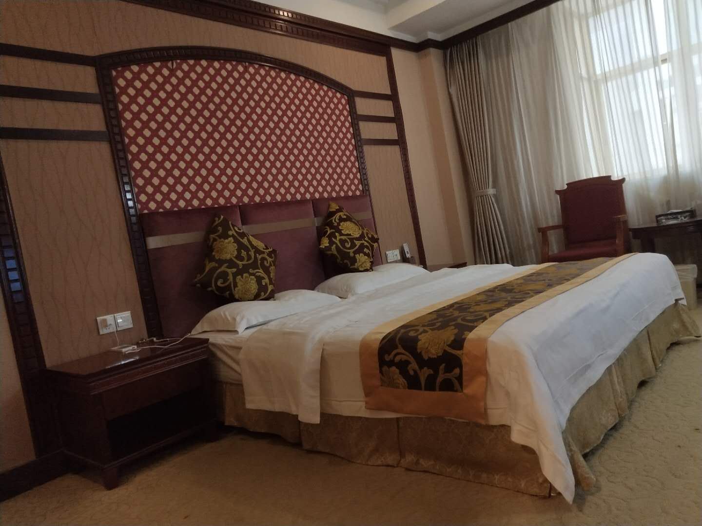 豪华麻将套房