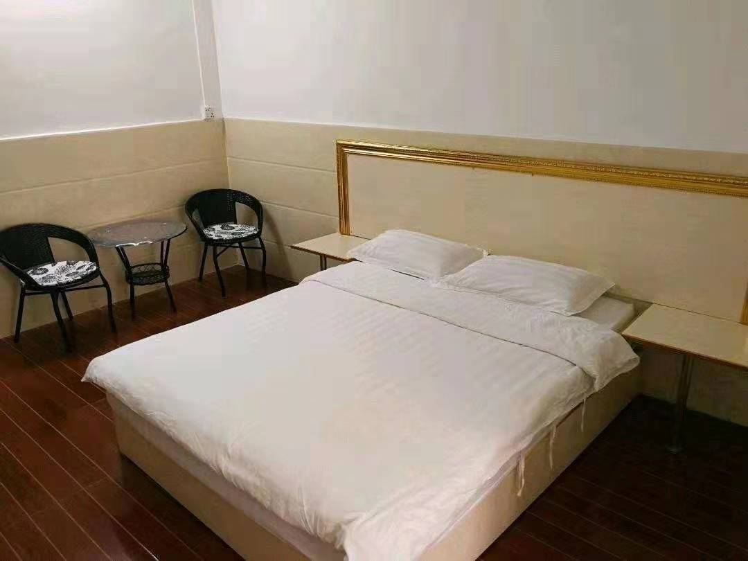 标准大床房
