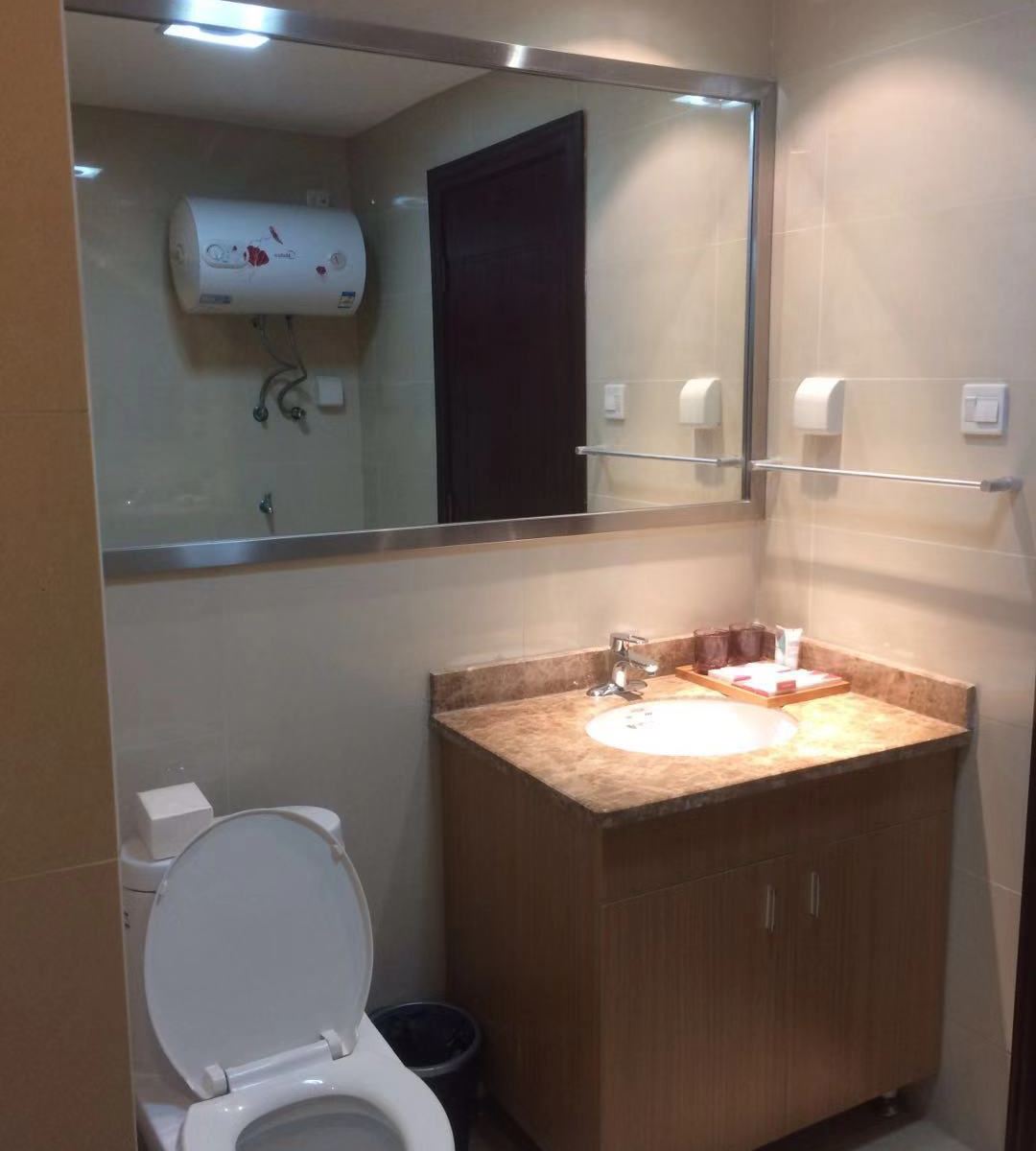 精品北欧大床房