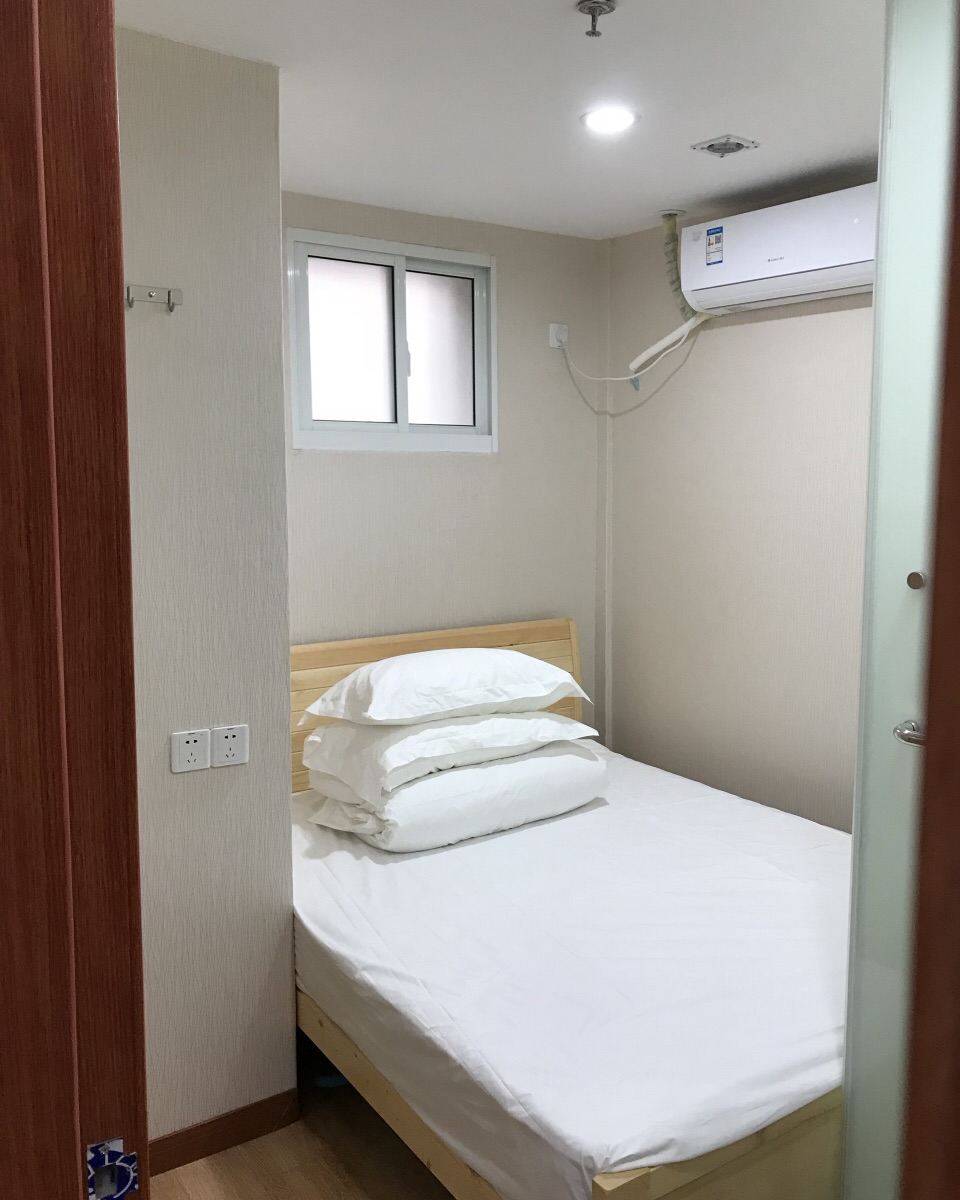 标准大床房