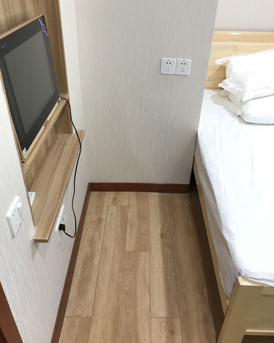 标准大床房