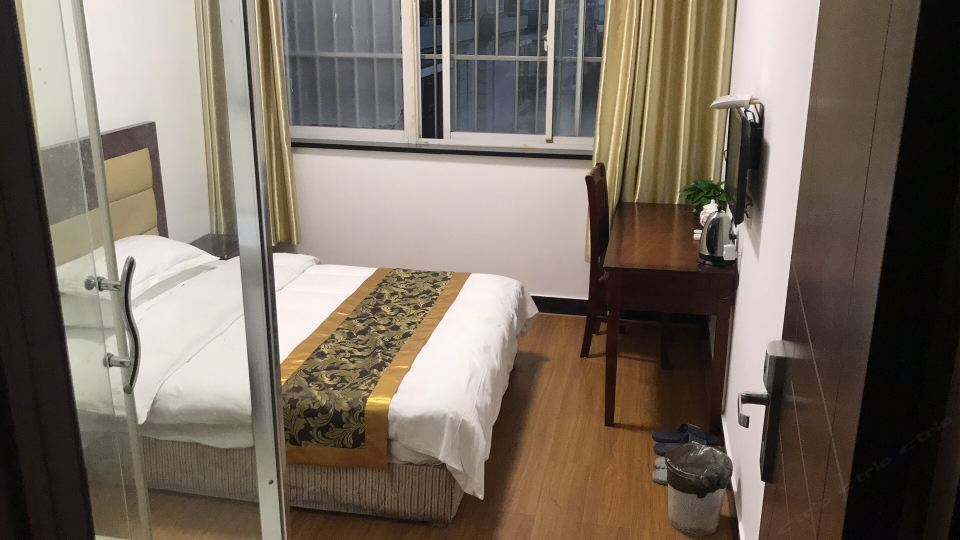 大床房