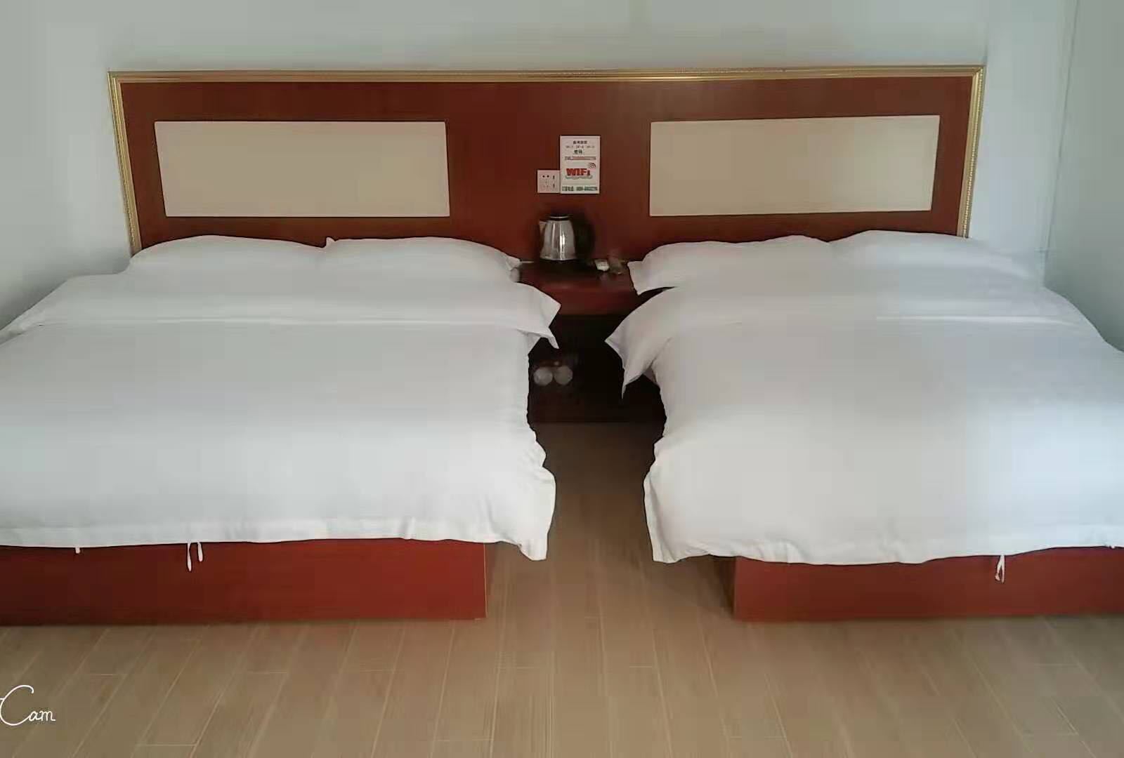 双床房