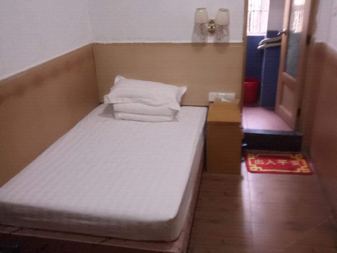 普通间