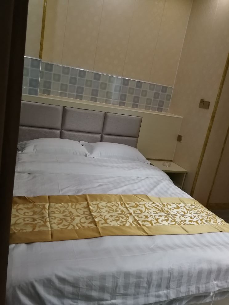 特价单人间