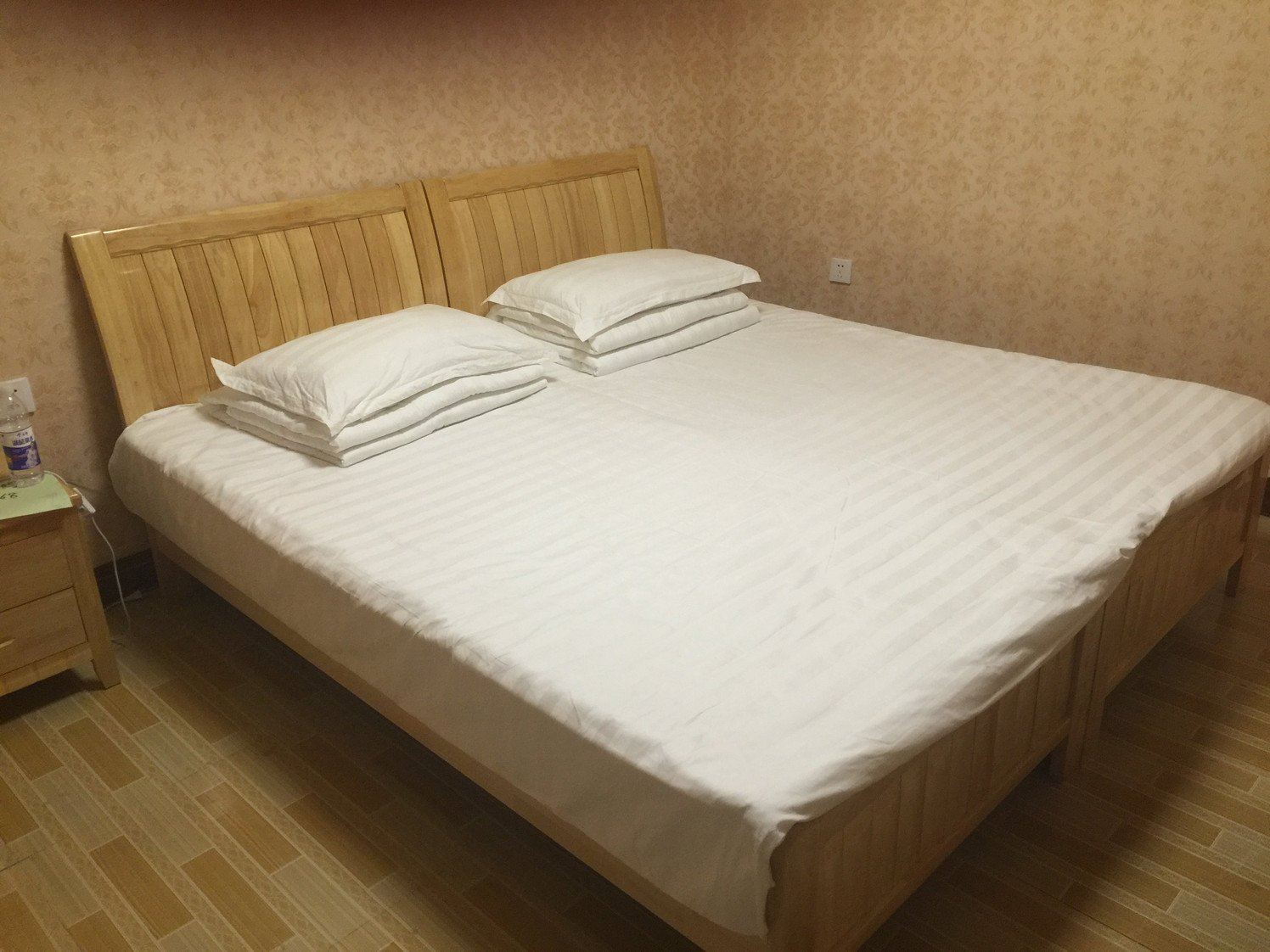 标准大床房