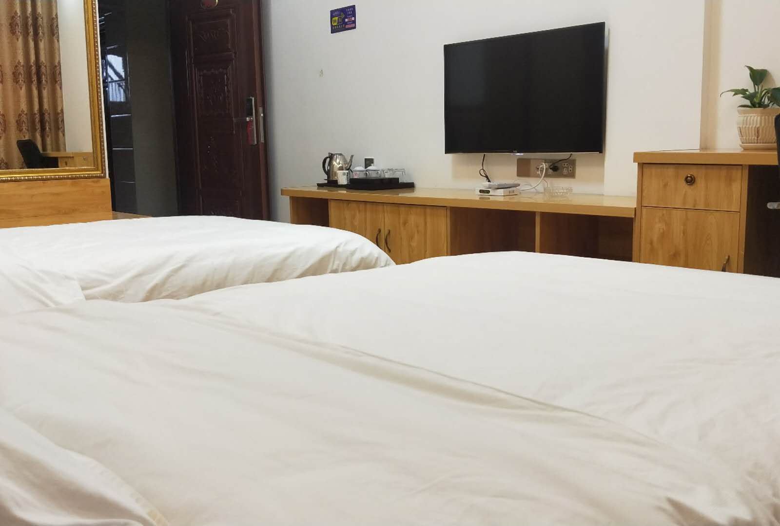 标准双床房