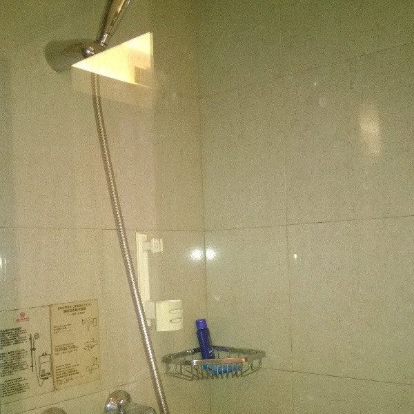 hotelPic