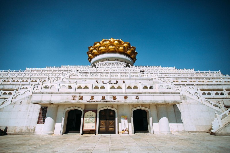 兜率天景区(会稽山龙华寺) "稽山何巍巍,浙江水汤汤"正是南宋诗人陆