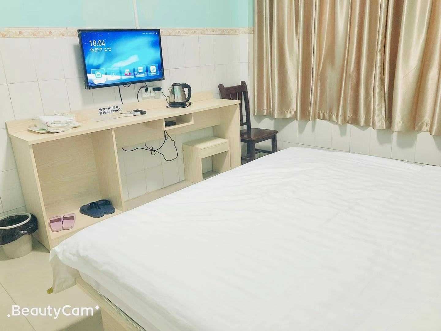 标准大床房