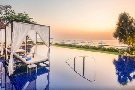 [国庆]<苏梅岛机票+当地4晚6日游>国际三星宜必思HotelIbis波普海边酒店，接送机、旅游意外险、40新币购物券