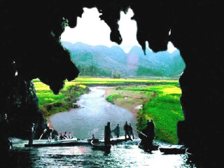 罗平油菜花旅游人次_多少钱罗平油菜花旅游_罗平油菜花著名旅游