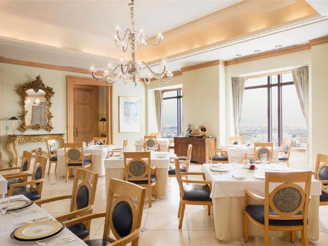 http:\/\/www.tuniu.com\/tour\/210581276