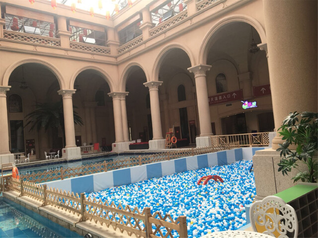 00市府广场集合 6;30铁西广场集合 集合前往目的地盘锦红海滩沁温泉