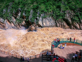 2021去云南香格里拉跟團多少錢_云南香格里拉旅游價格_云南香格里拉旅游大約多少錢