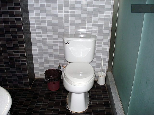 hotelPic