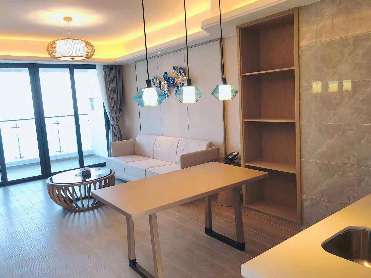 双月海景四卧复式套房