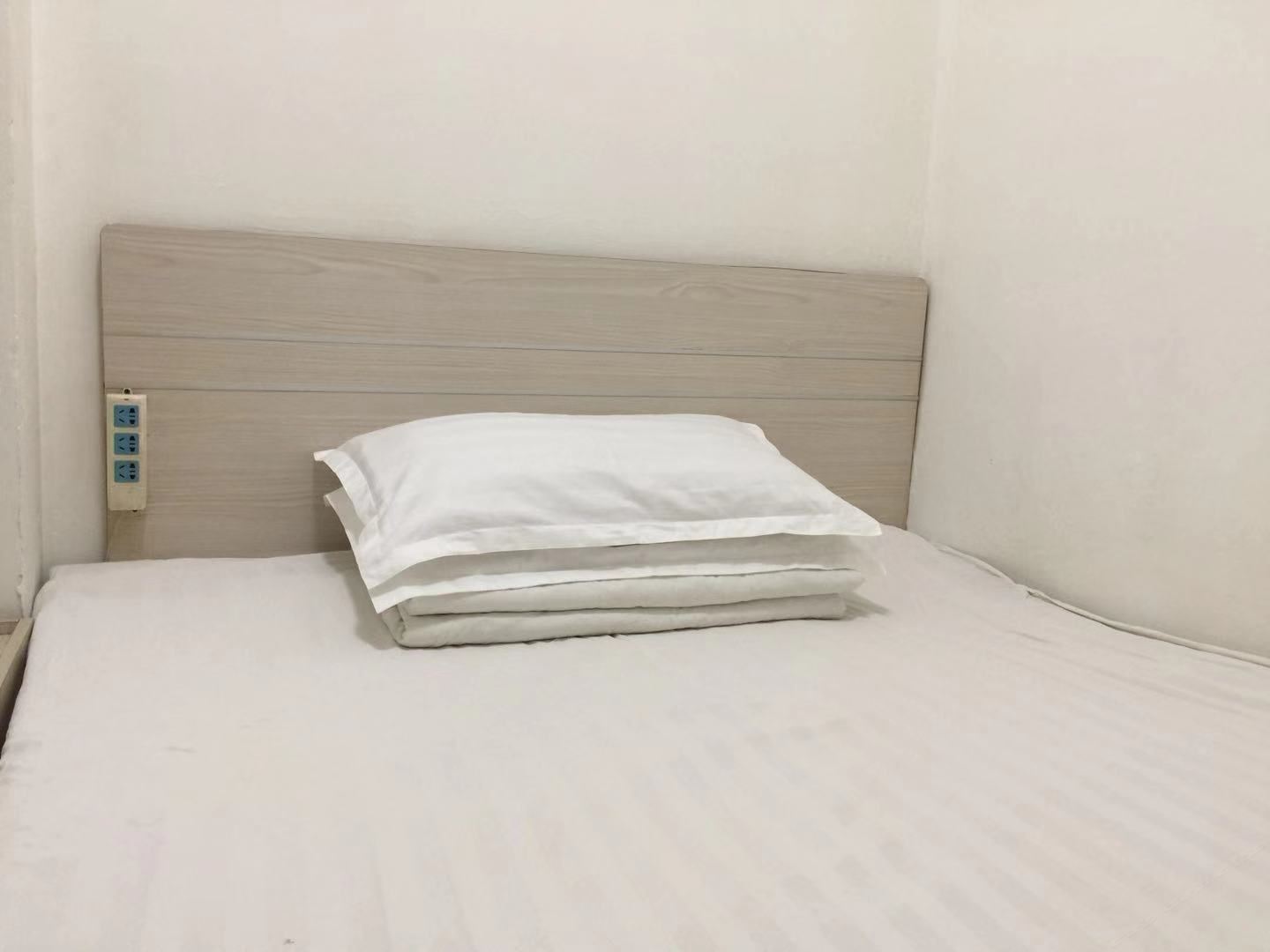 舒适大床房